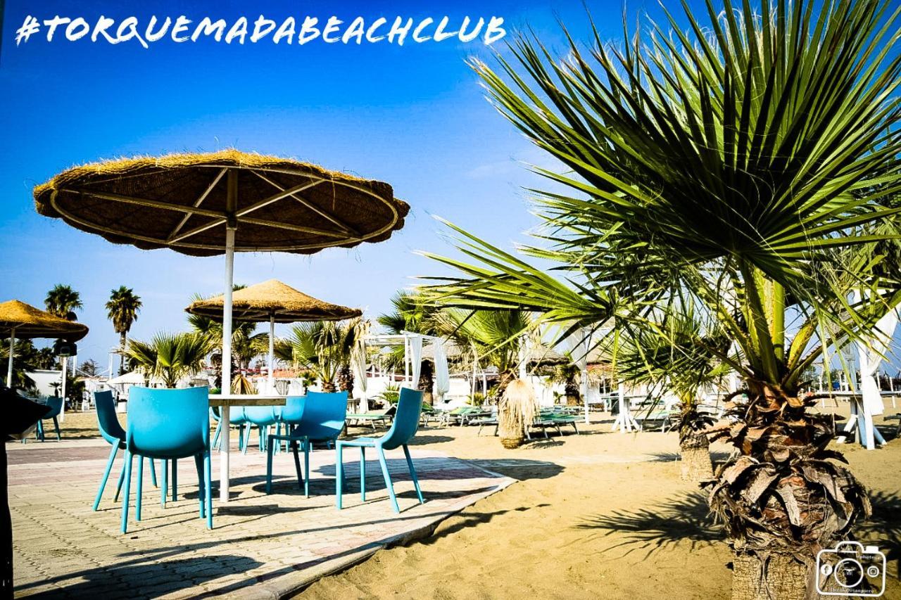 Torquemada Beach Club Margherita Di Savoia Luaran gambar